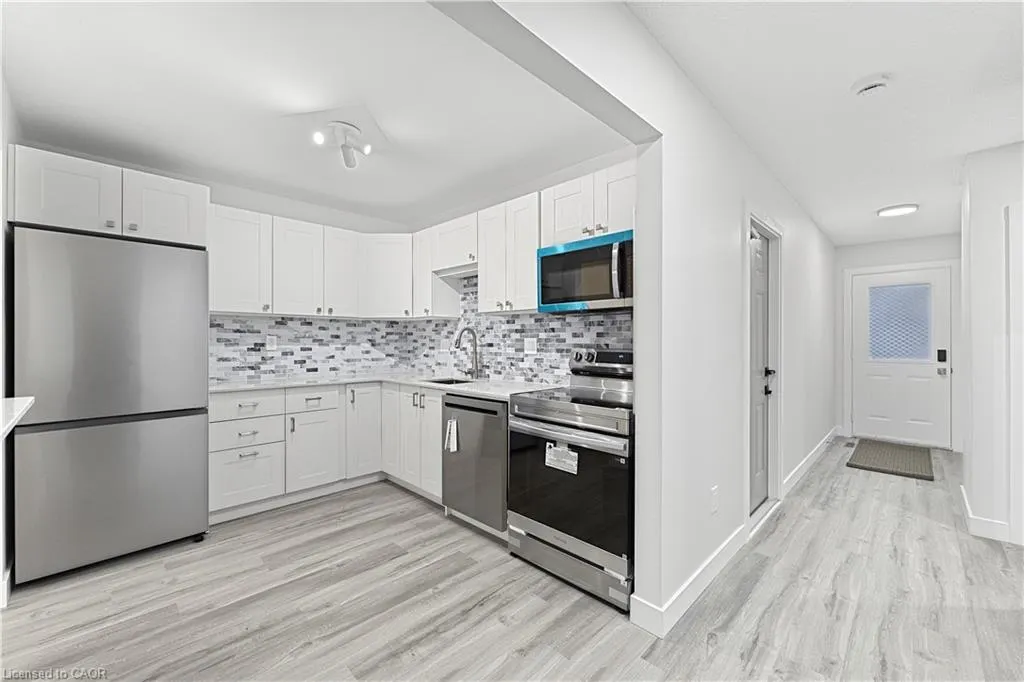 386 Highland Road W #23