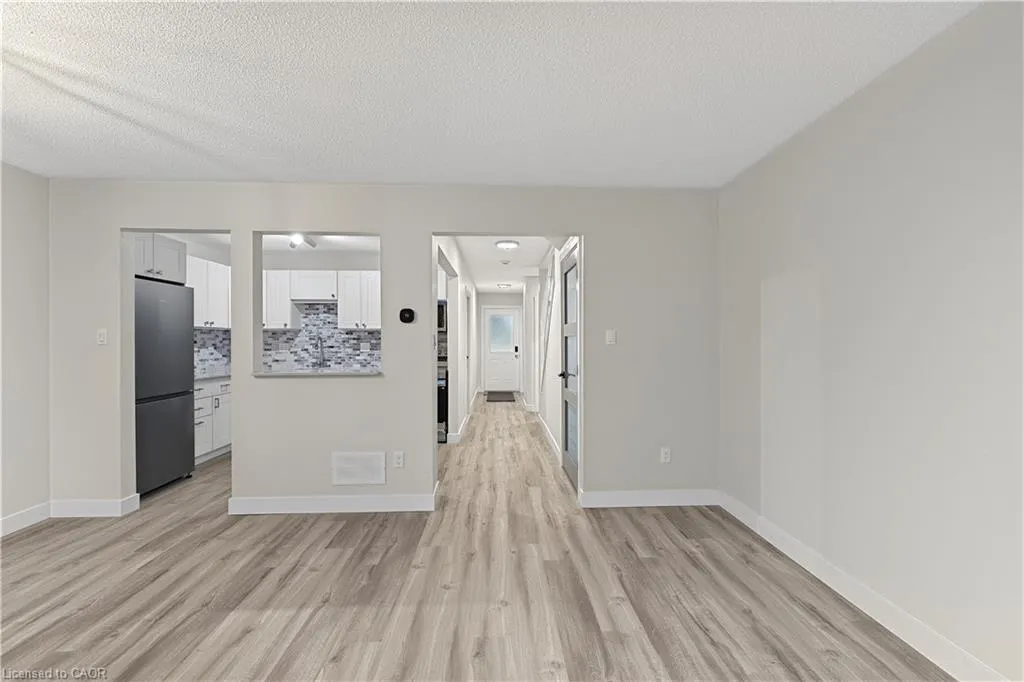 386 Highland Road W #23