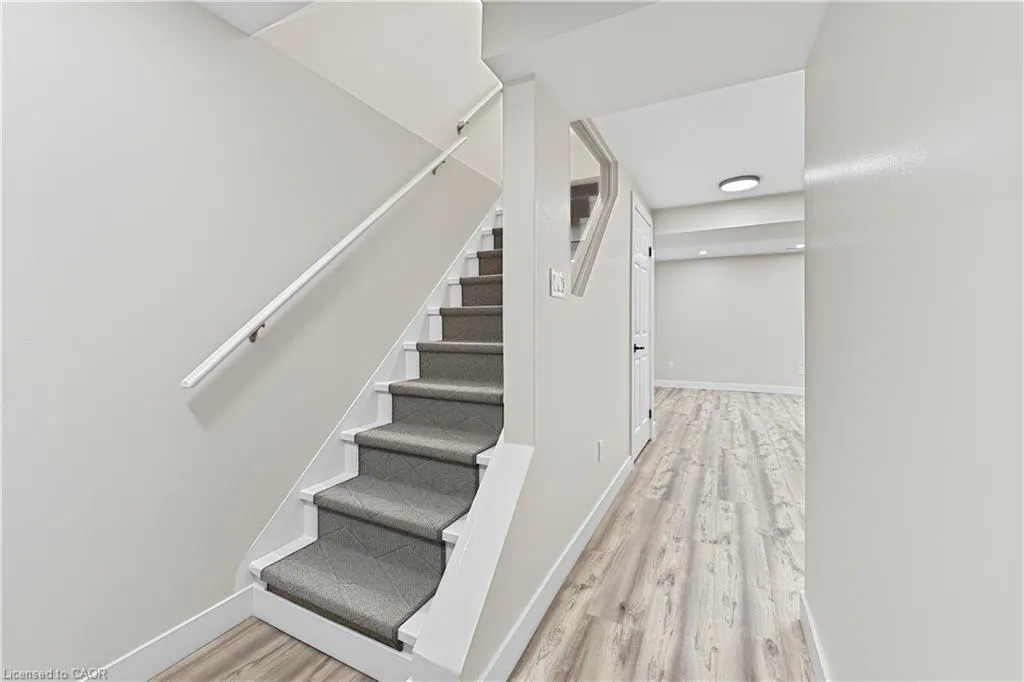 386 Highland Road W #23
