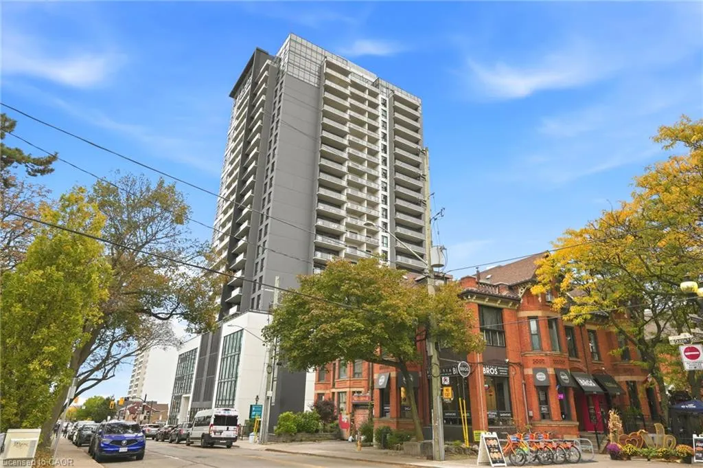 15 Queen Street S #704