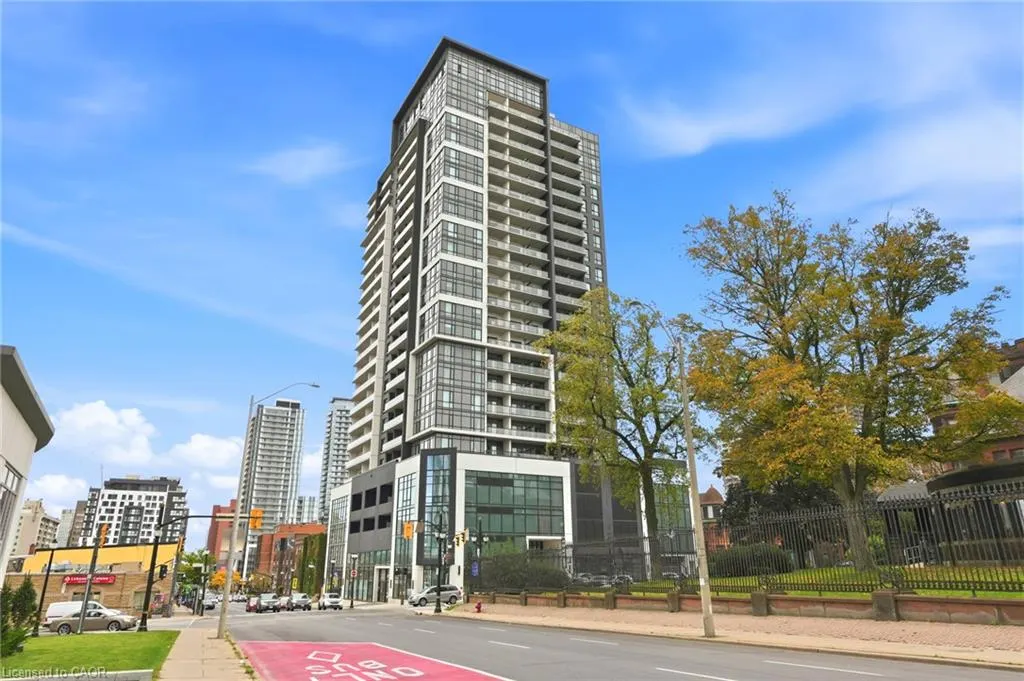 15 Queen Street S #704