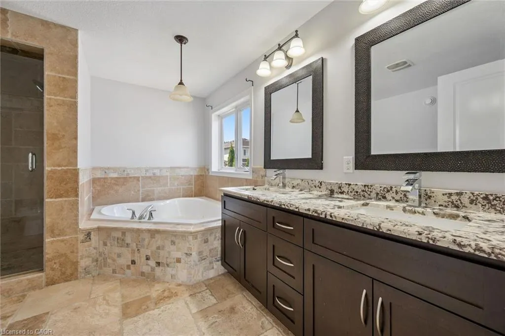 909 Pebblecreek Court