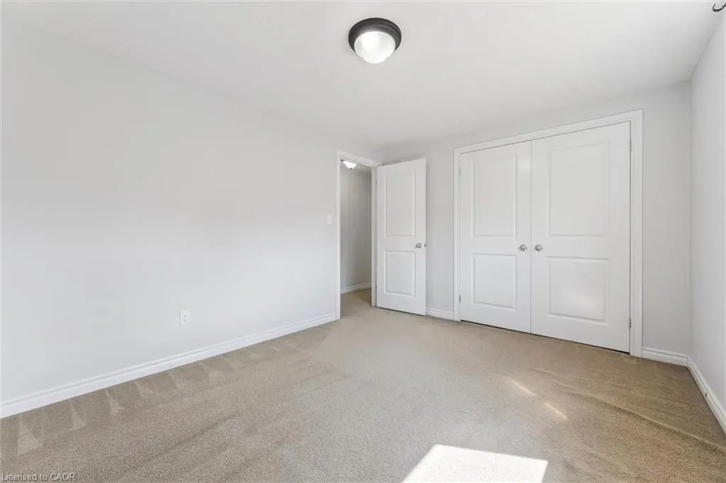 909 Pebblecreek Court