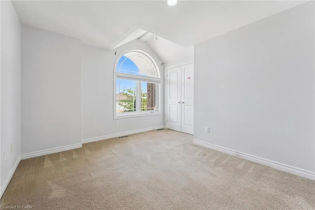 909 Pebblecreek Court
