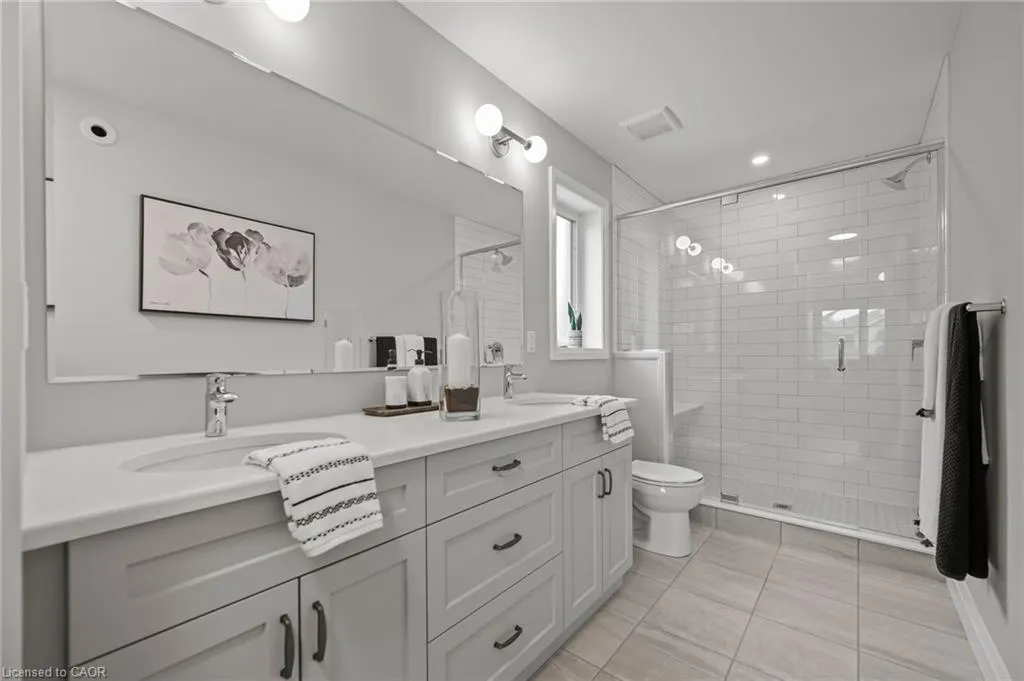218 Bridge Crescent