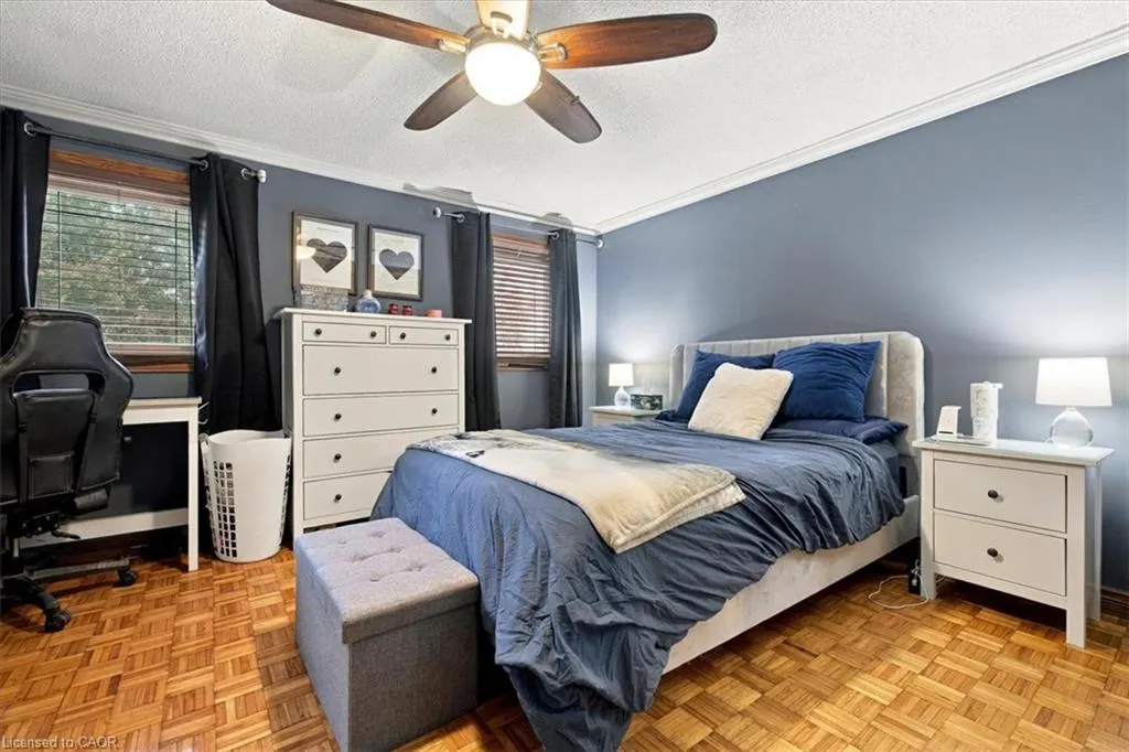 53 Picton Street W