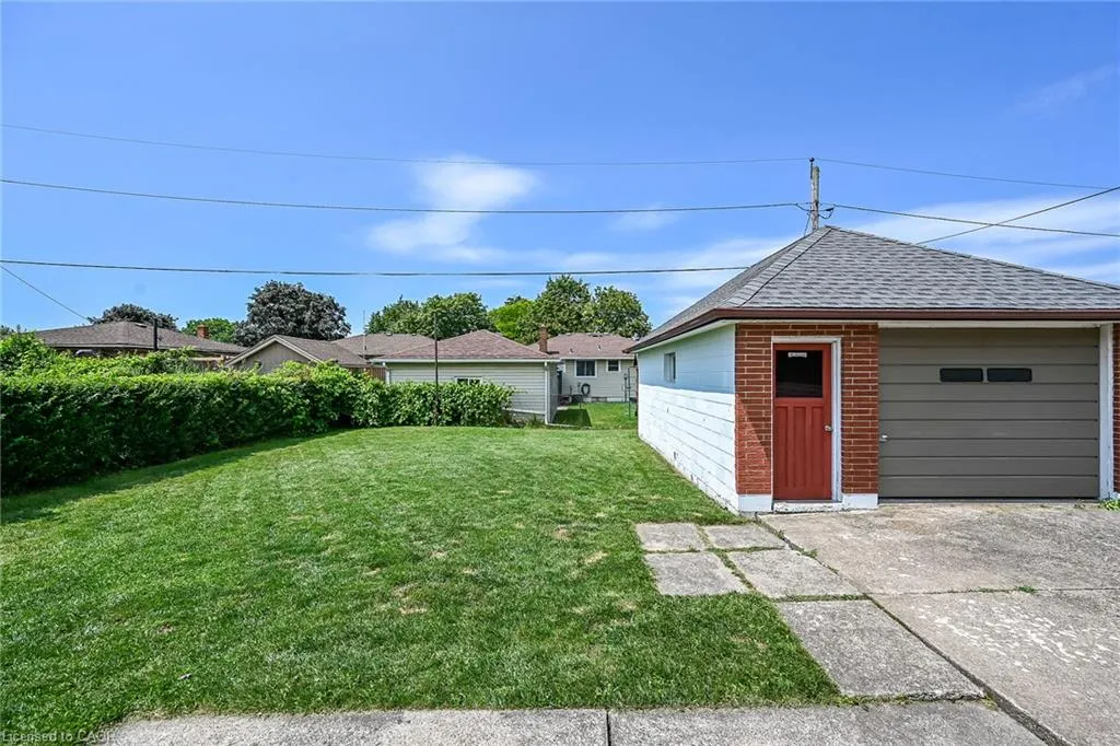 13 Allanburg Road S