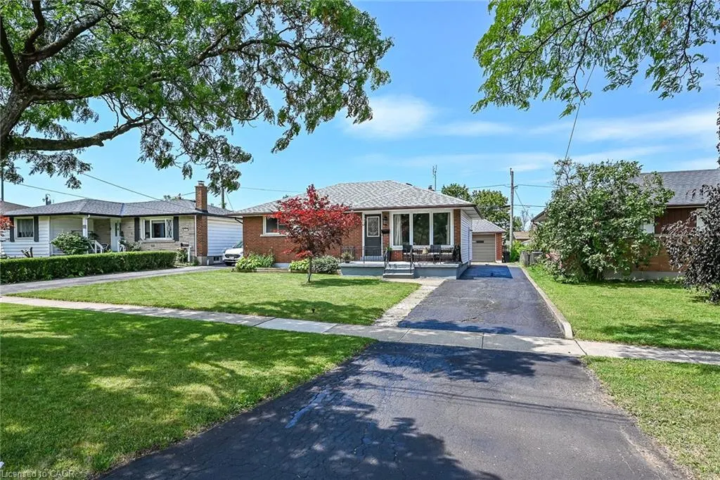 13 Allanburg Road S