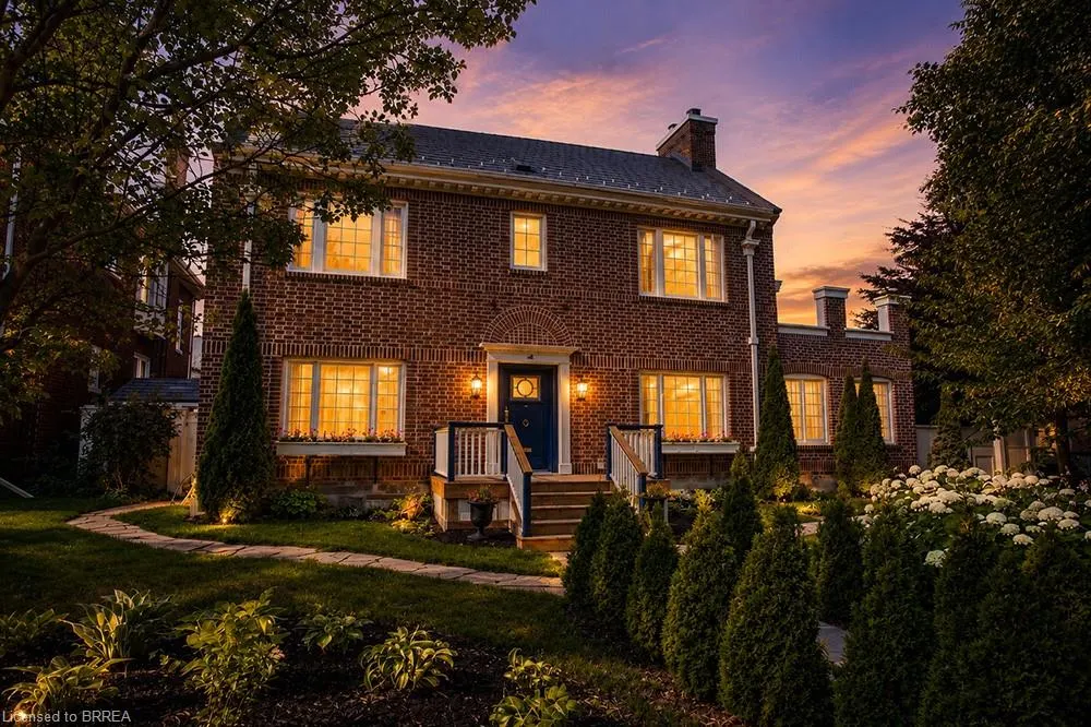 116 Dufferin Avenue