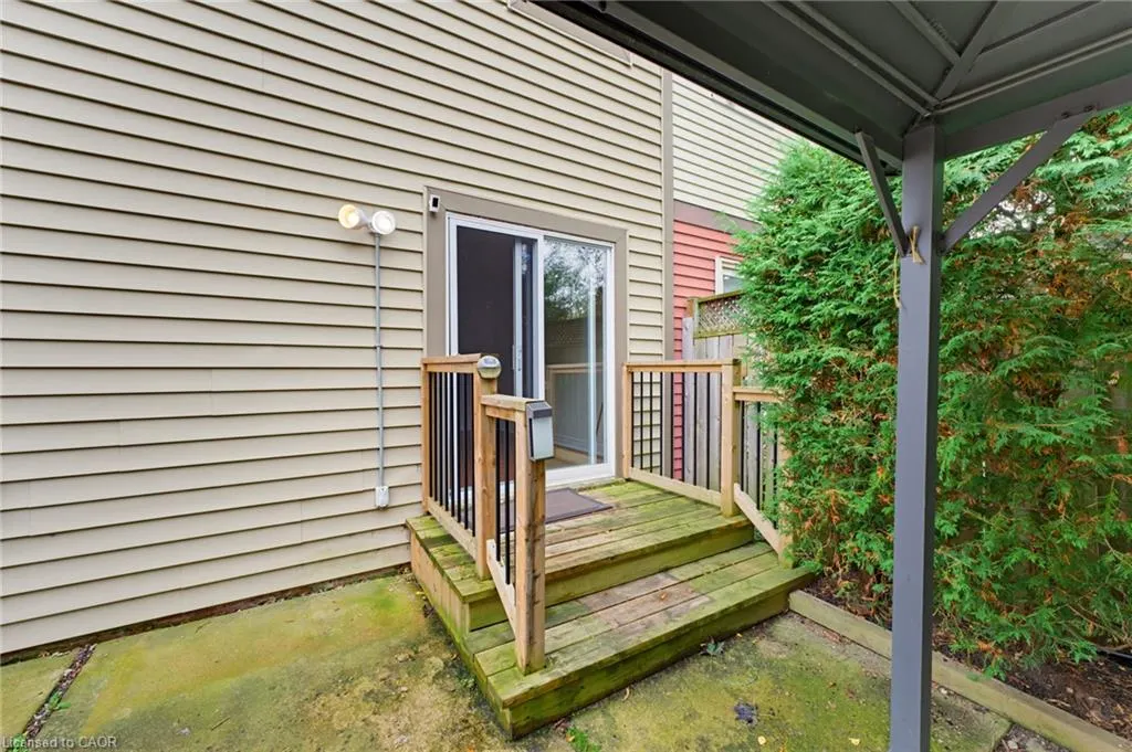 2324 Middlesmoor Crescent