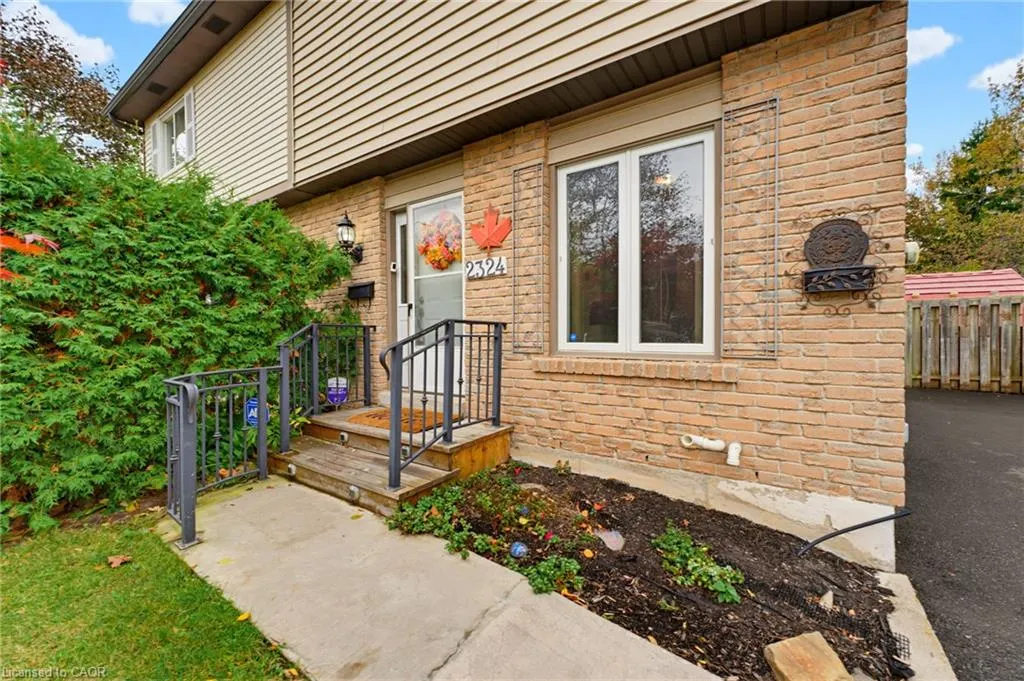 2324 Middlesmoor Crescent