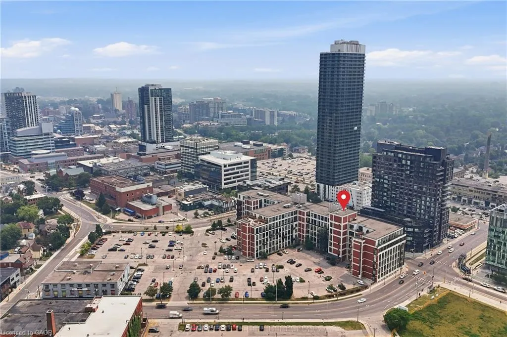 410 King Street W #307
