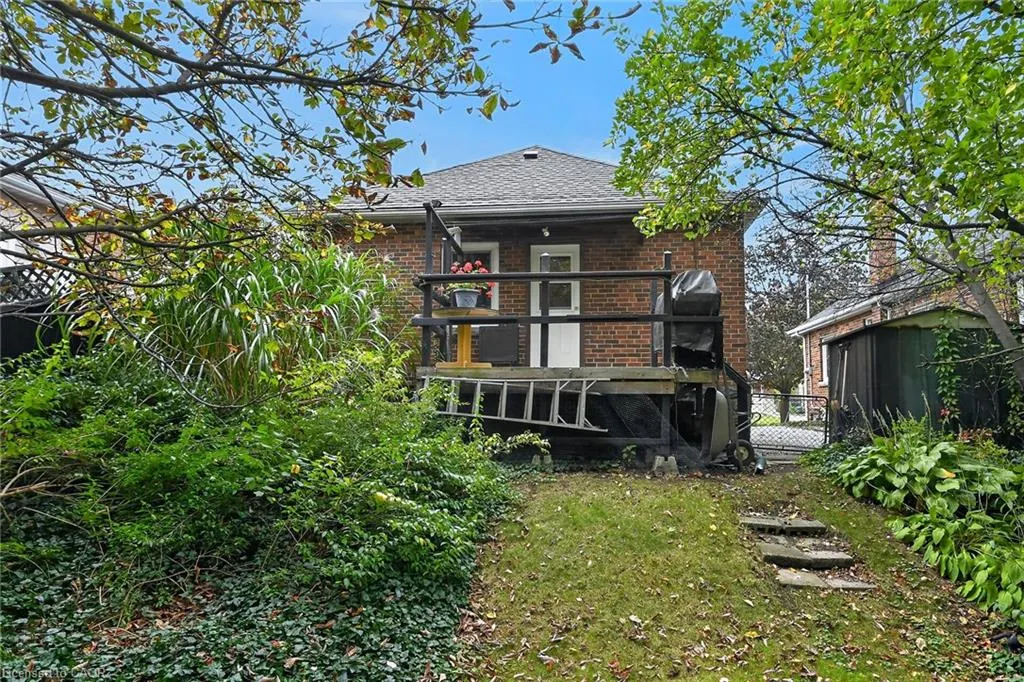 603 Upper Wentworth Street