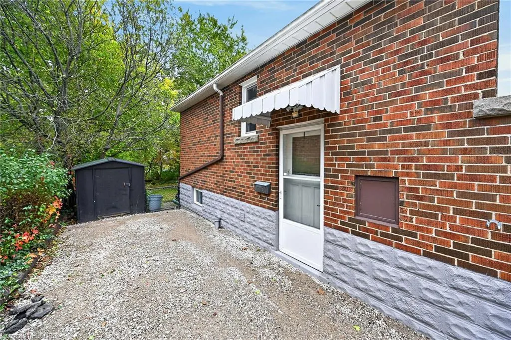 603 Upper Wentworth Street