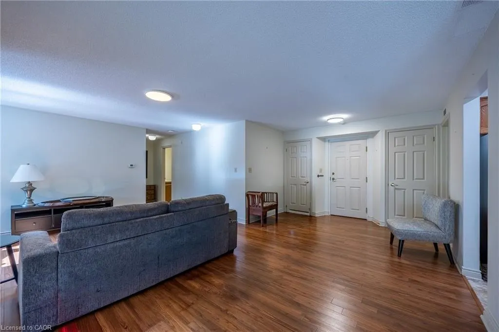 303 William Street #205