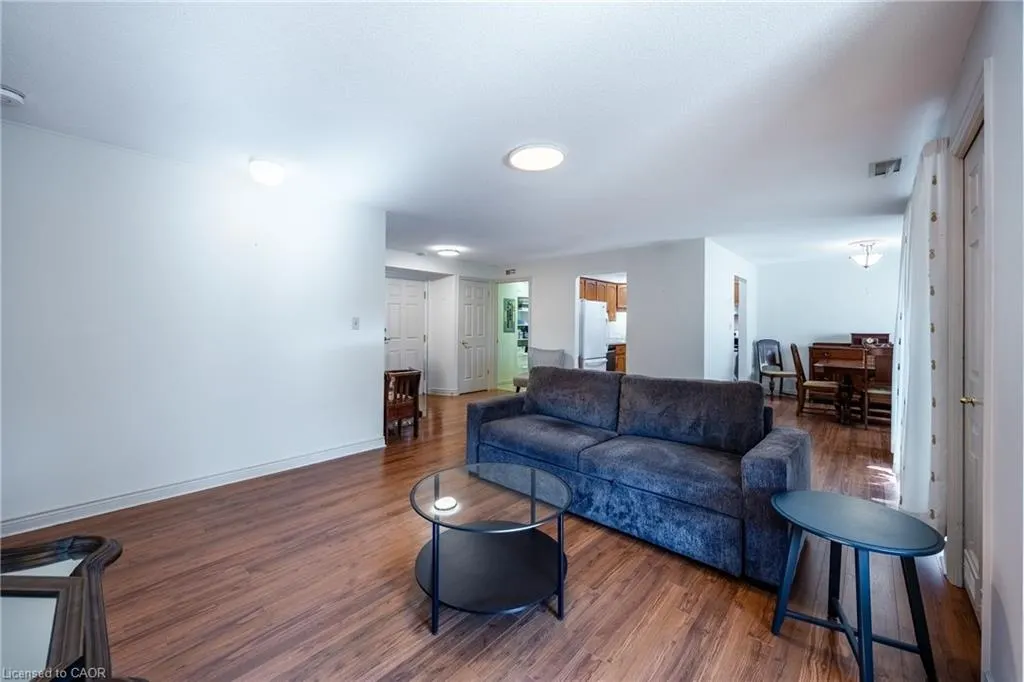 303 William Street #205