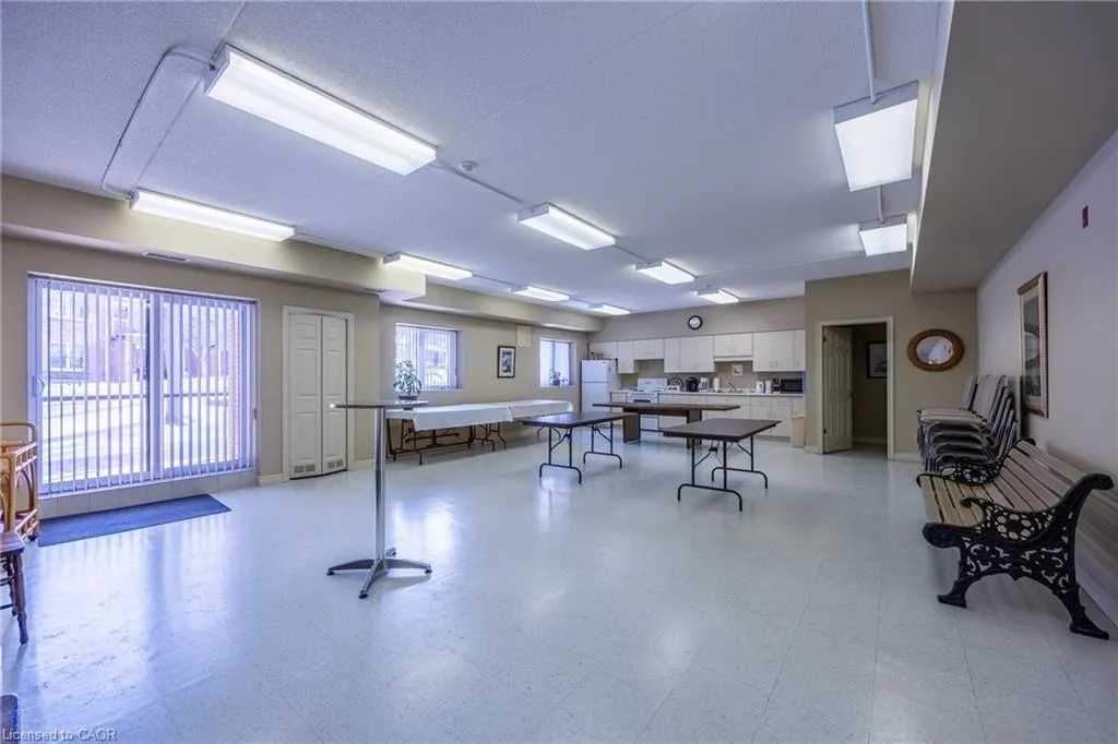 303 William Street #205