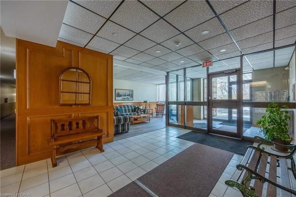 303 William Street #205