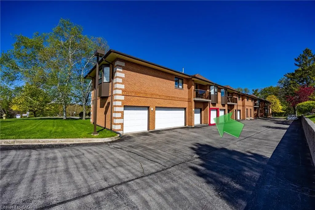 303 William Street #205