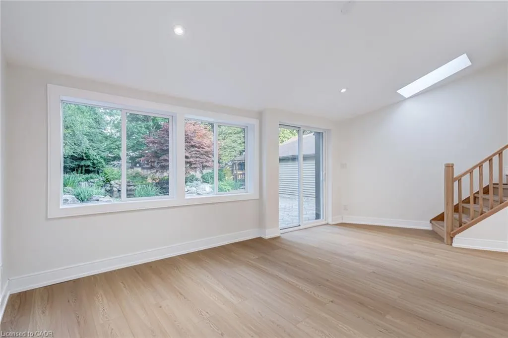 63 Hardale Crescent