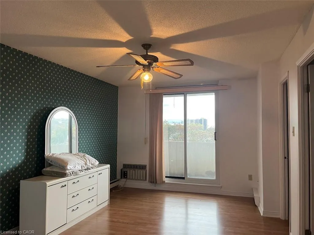 21 East Avenue S #601