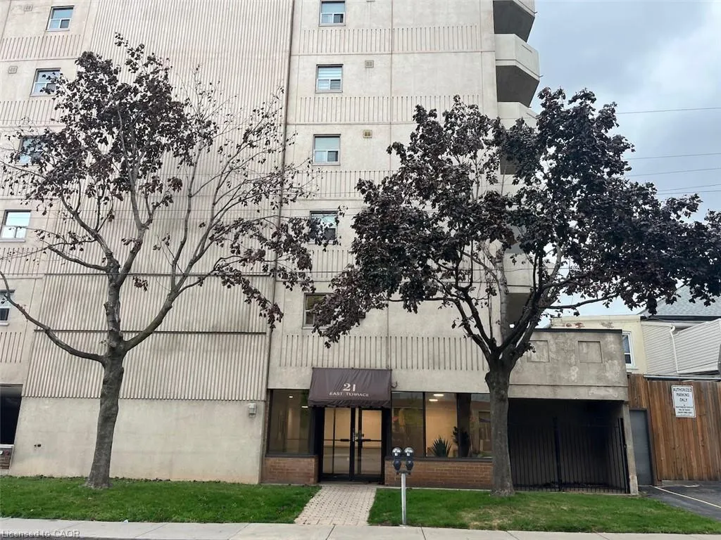 21 East Avenue S #601