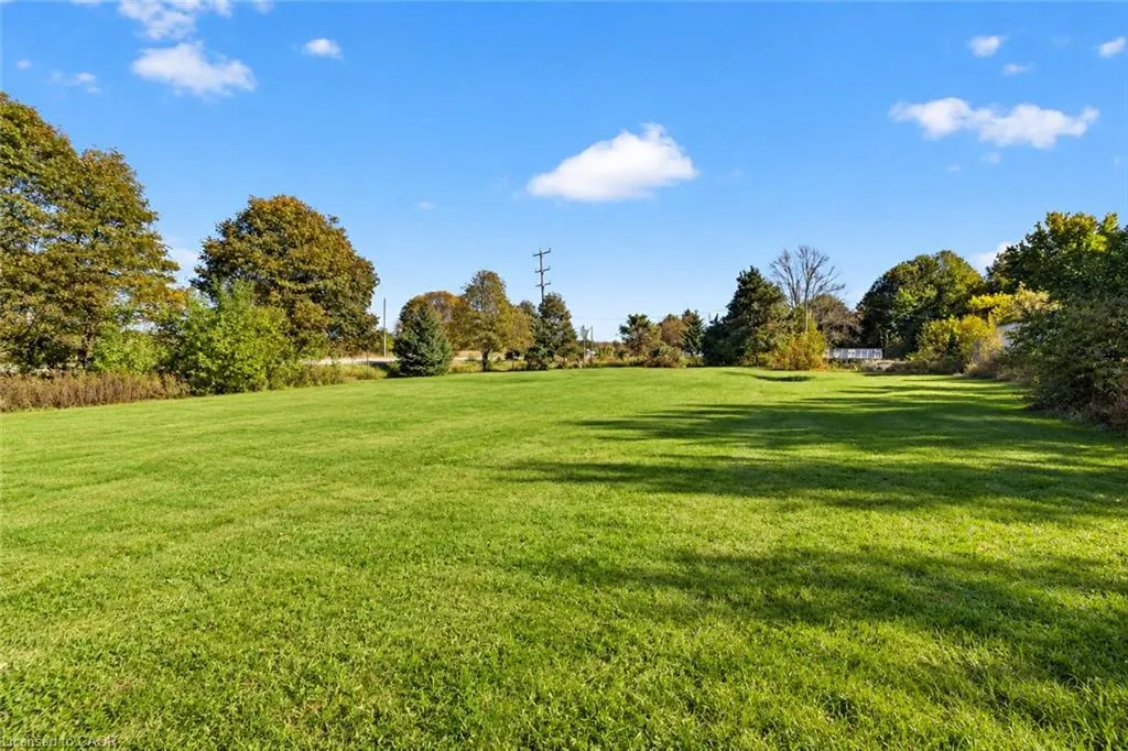 5066 Wellington Rd 32 Road