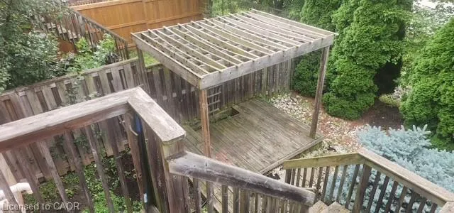 43 Hemlock Way