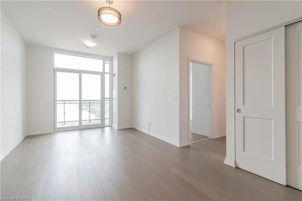 155 Caroline Street S #1904