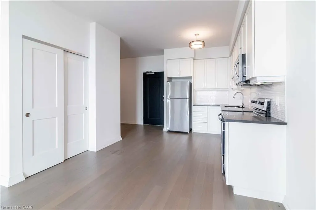 155 Caroline Street S #1904
