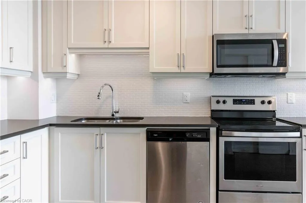 155 Caroline Street S #1904