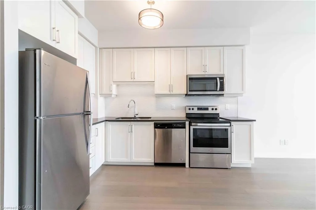 155 Caroline Street S #1904