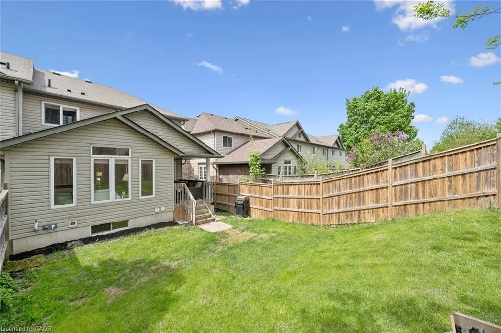 973 Creekside Drive