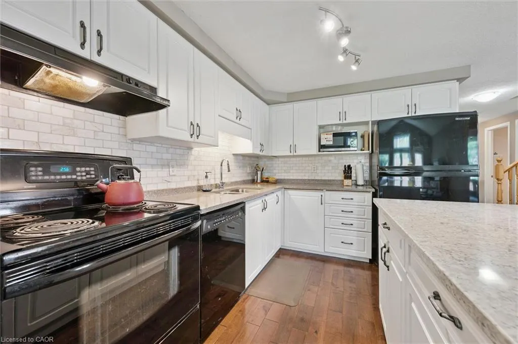 973 Creekside Drive
