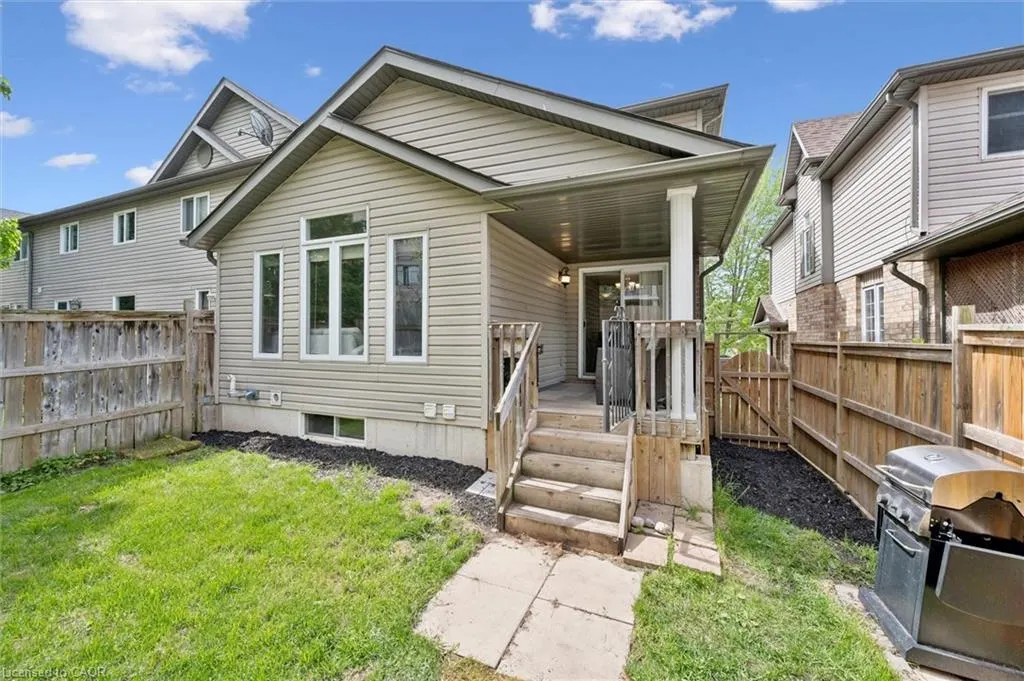 973 Creekside Drive