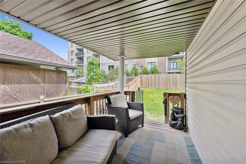 973 Creekside Drive