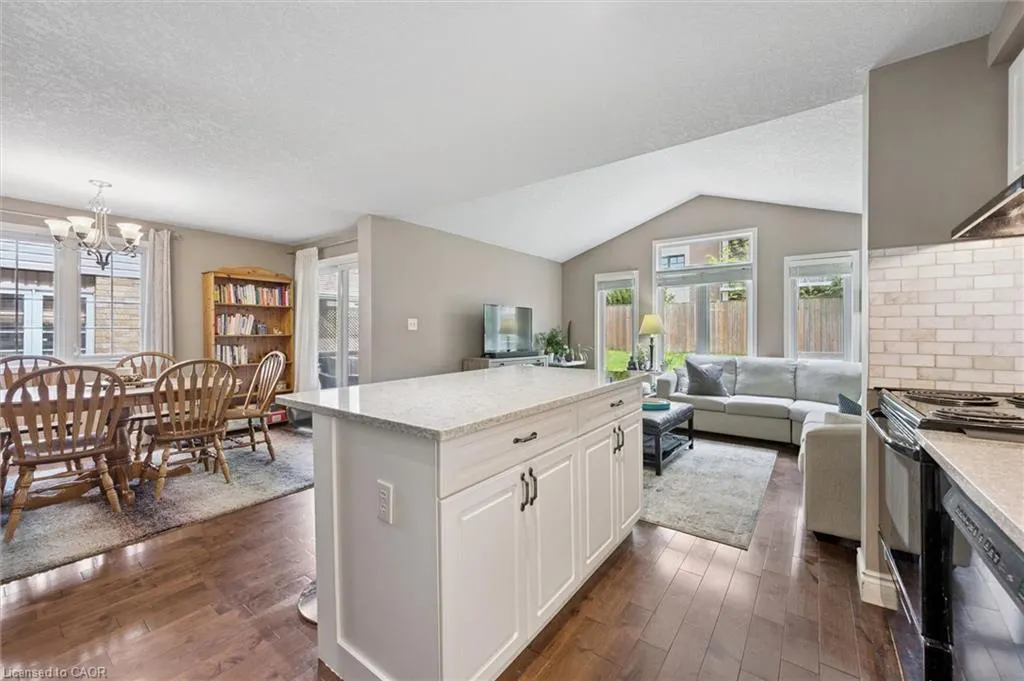 973 Creekside Drive