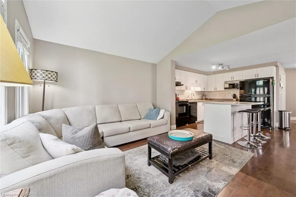 973 Creekside Drive