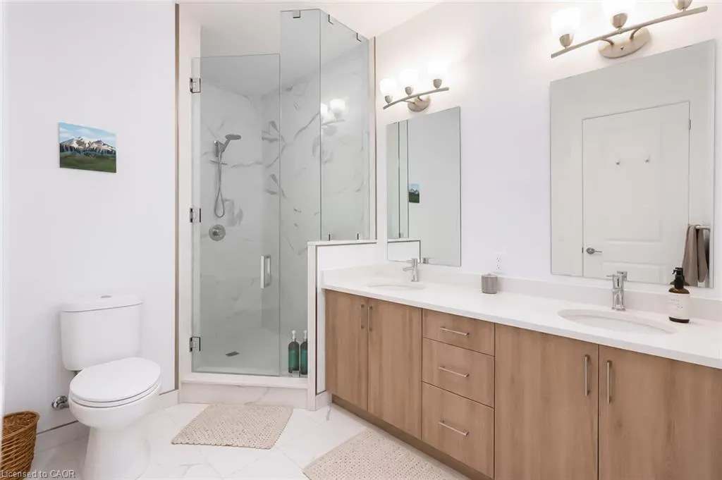 181 King Street S #1907