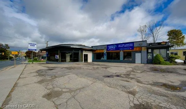 40 Lancaster Street W