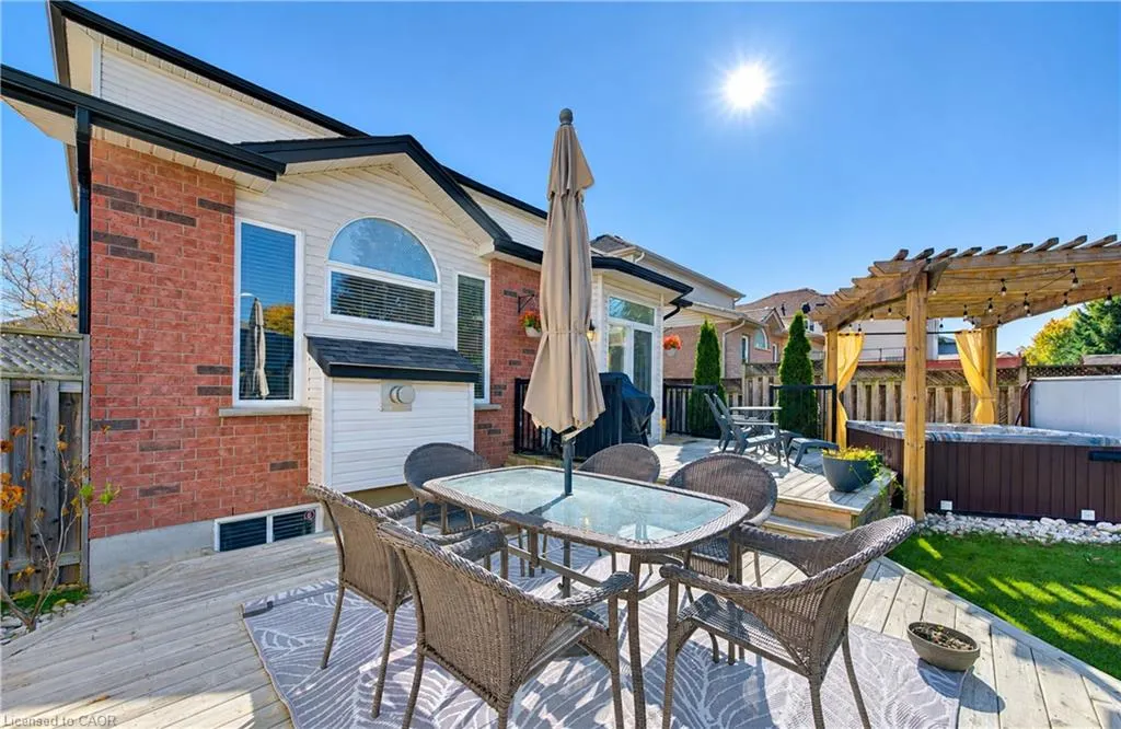 410 Sandy Cove Crescent