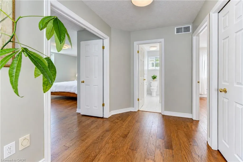 410 Sandy Cove Crescent