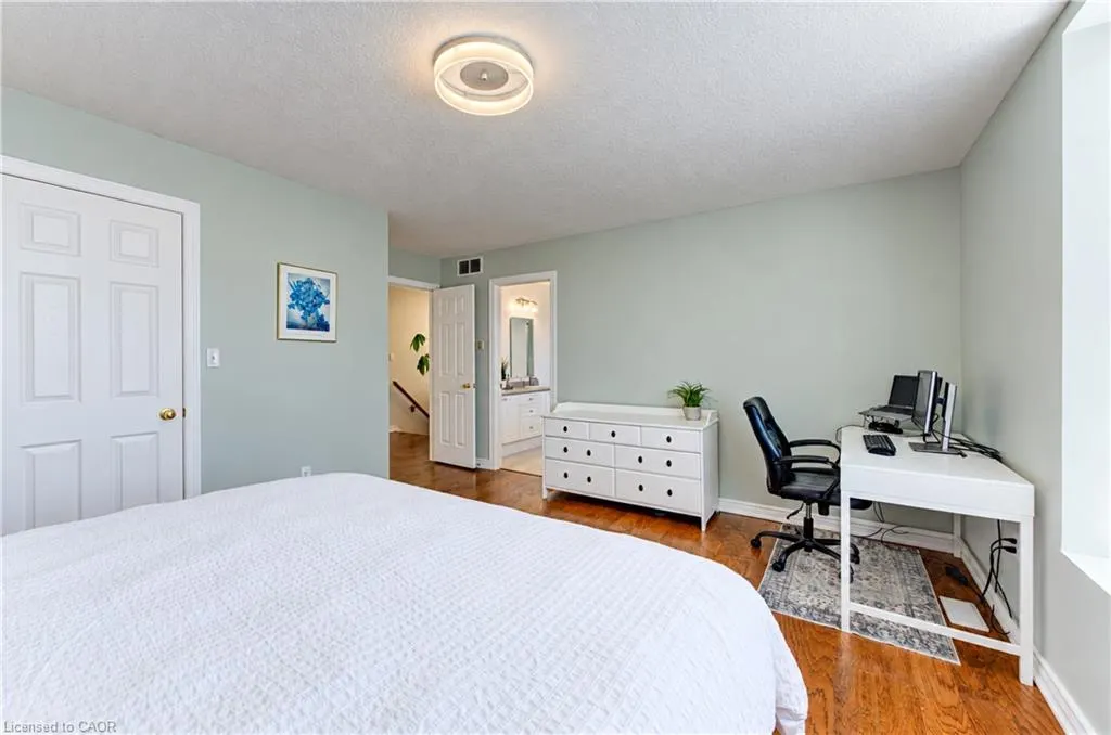 410 Sandy Cove Crescent