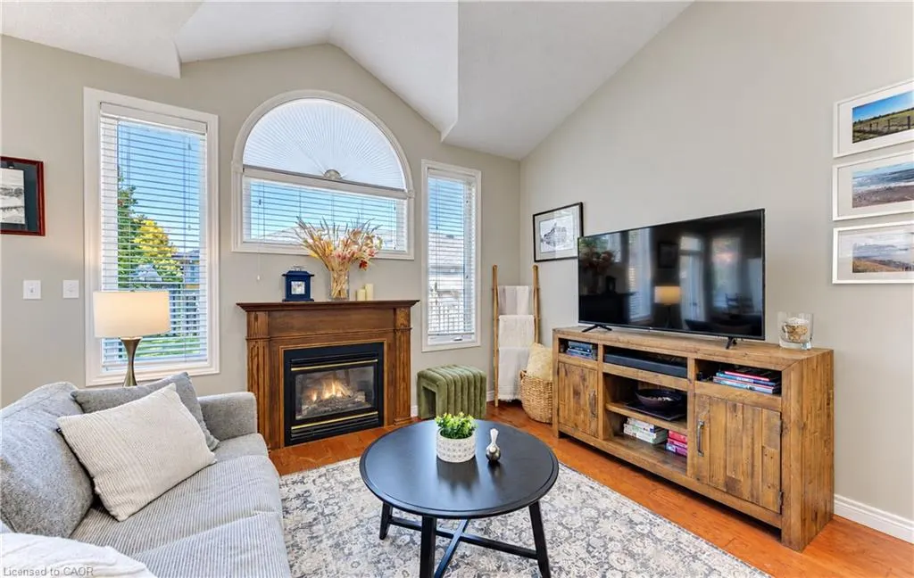 410 Sandy Cove Crescent