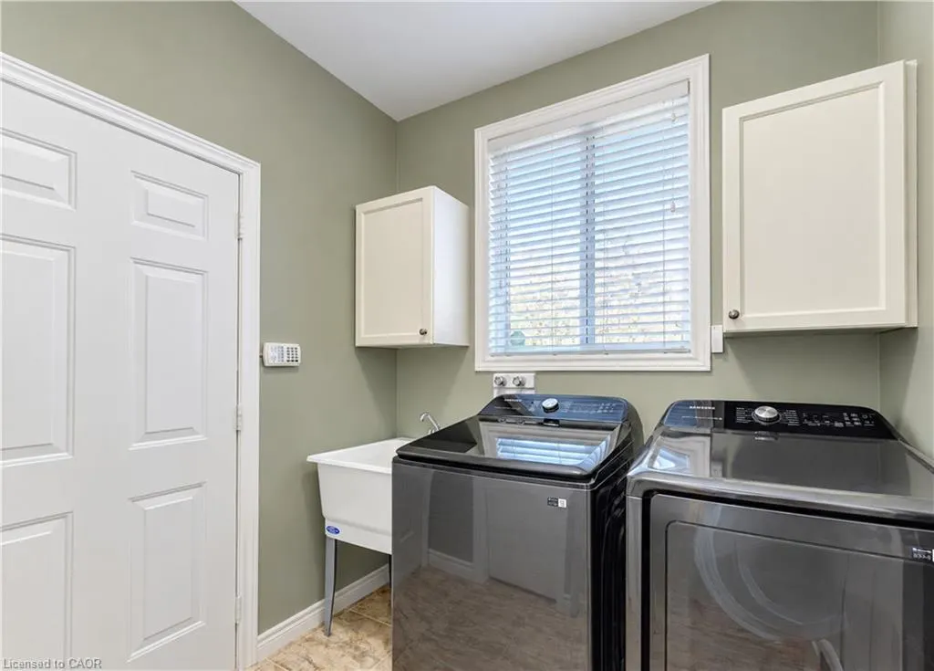 410 Sandy Cove Crescent