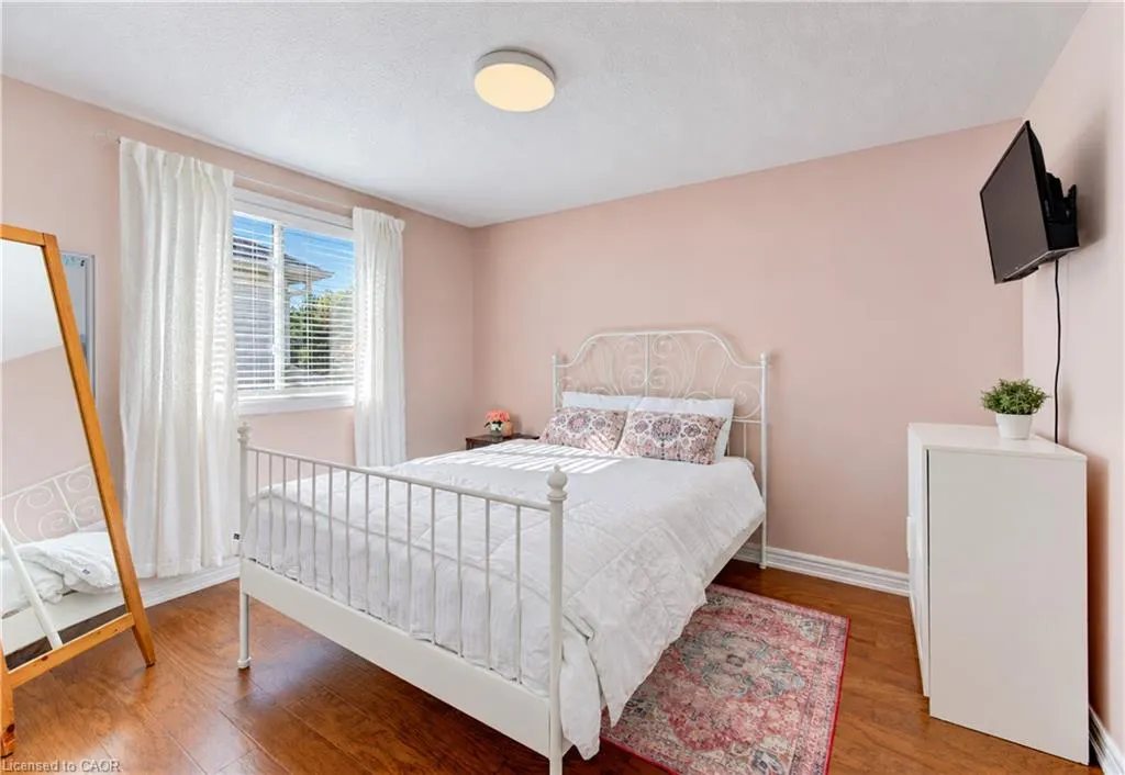 410 Sandy Cove Crescent