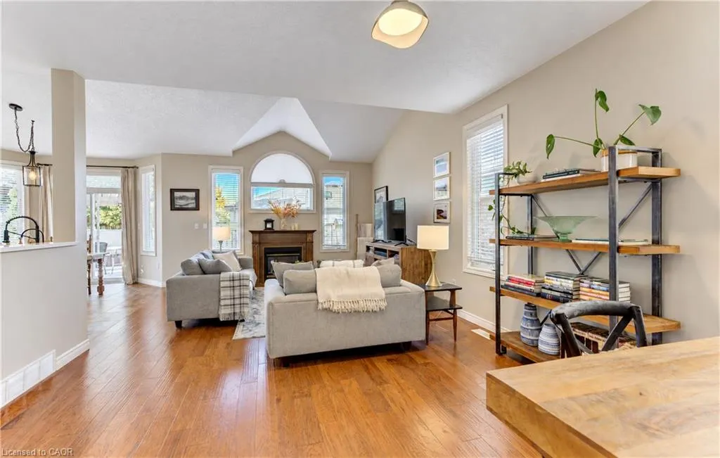410 Sandy Cove Crescent
