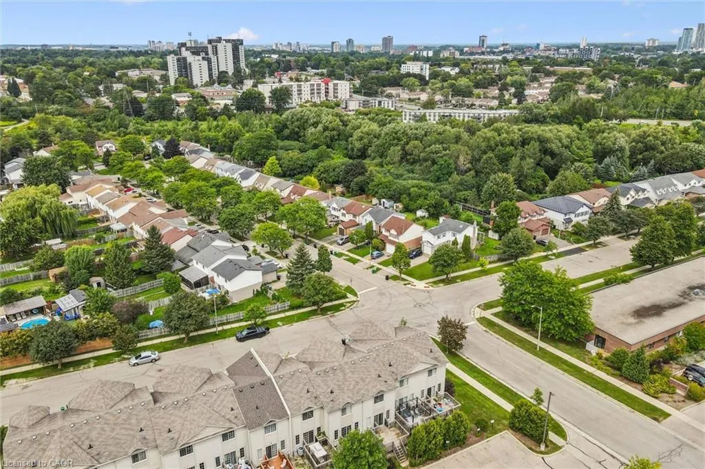 137 Highland Crescent