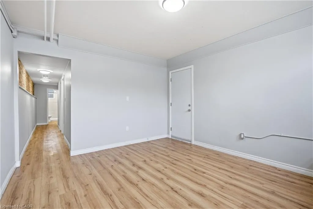 1539-1547 Barton Street E