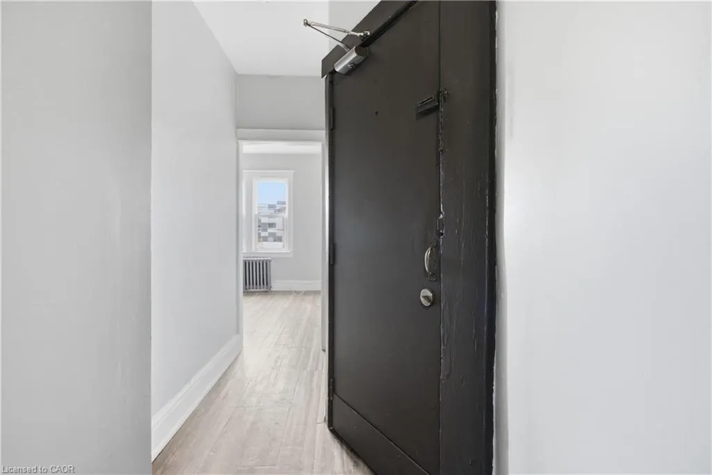 1539-1547 Barton Street E